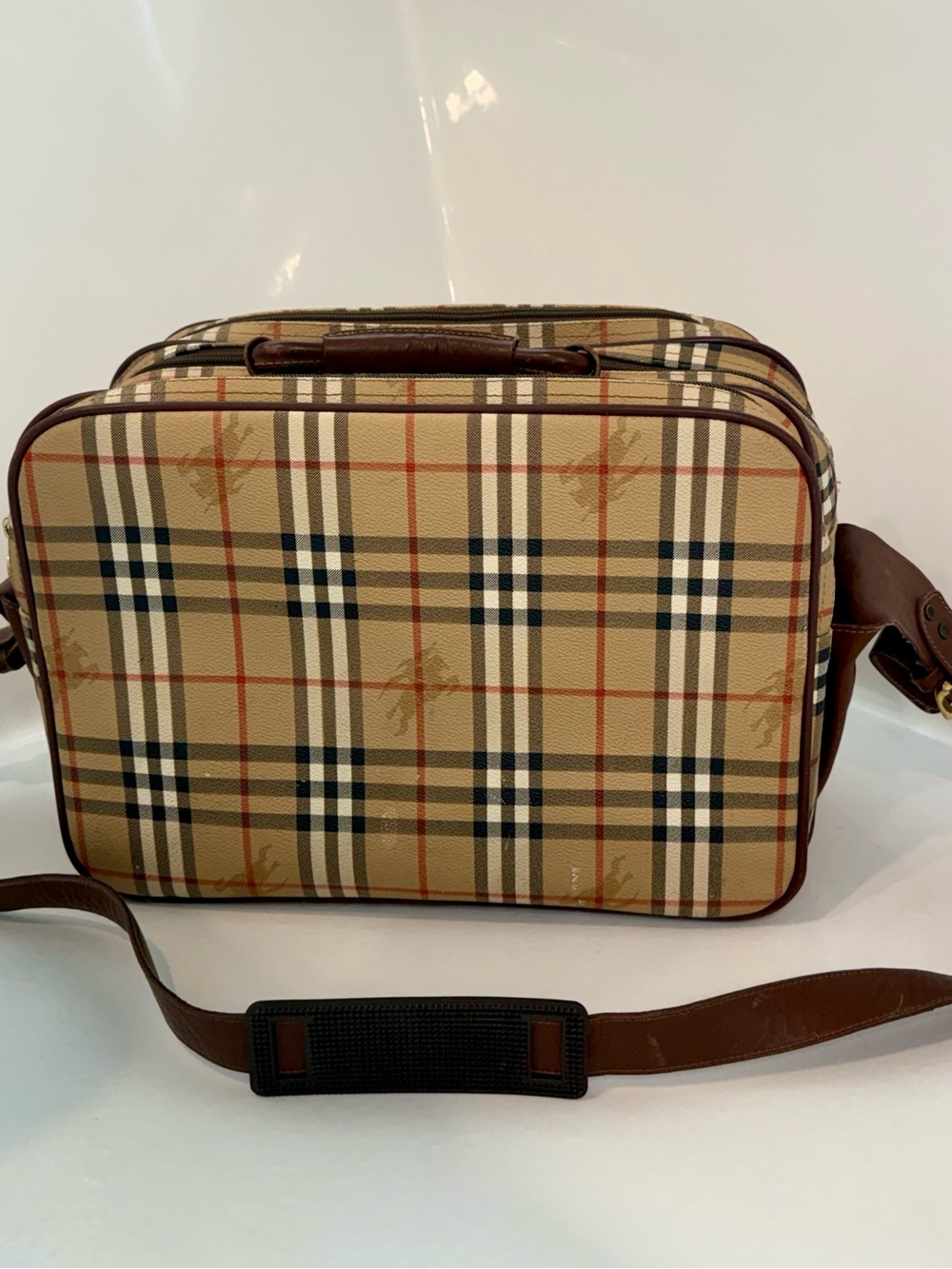 Authentic Vintage Burberrys Travel Shoulder Bag 3 Compartment Haymarket Chec - Picture 3 of 7
